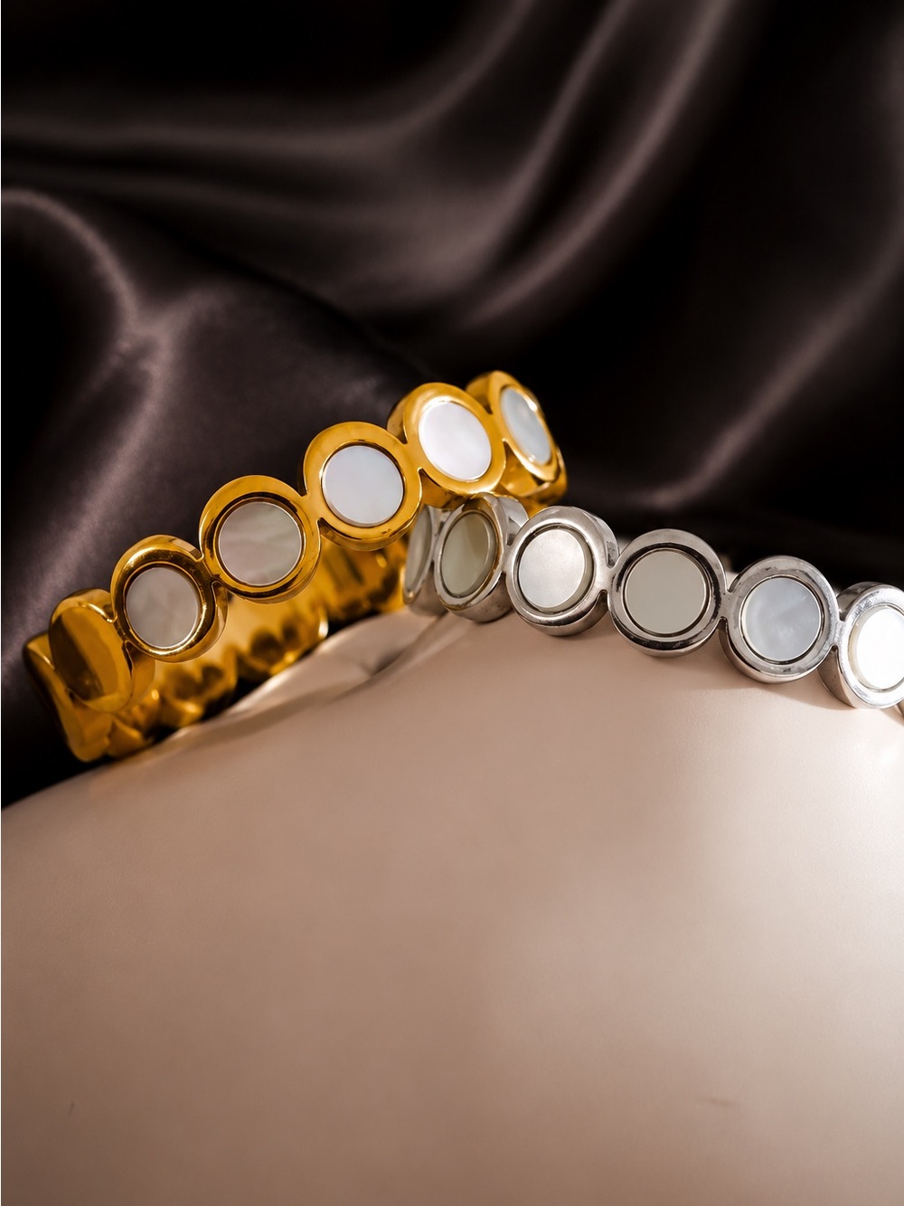 Gold Tone ring with White Inlay Discs - Picture 3 of 7